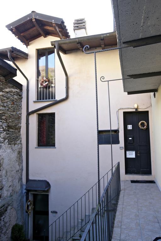 Bilocale Pieggio Apartman Oggebio Kültér fotó