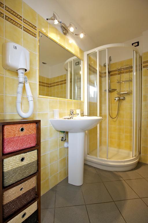 Bilocale Pieggio Apartman Oggebio Kültér fotó
